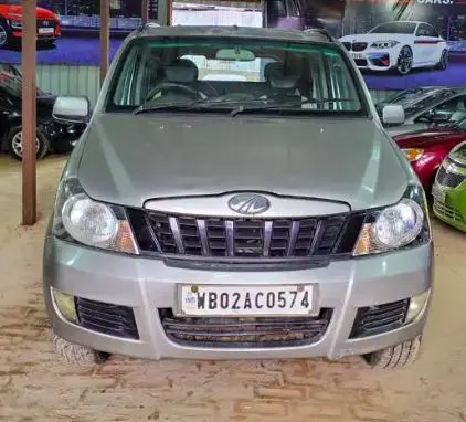Mahindra Quanto C2 2013