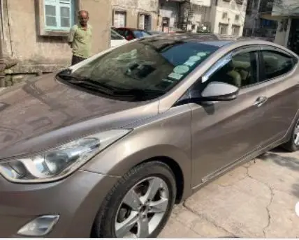 Hyundai Elantra 1.6 SX (O) 2013