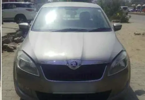 Skoda Rapid ELEGANCE 1.6 TDI MT 2013