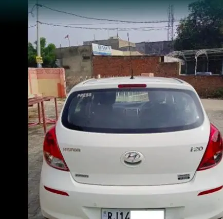 Hyundai i20 Sportz 1.4 CRDi 2013