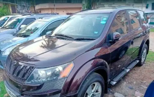 Mahindra XUV500 W8 4WD 2012