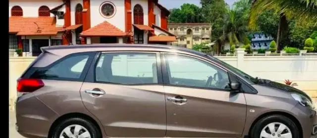 Honda Mobilio S i-DTEC 2015