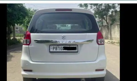 Maruti Suzuki Ertiga VDi 2015