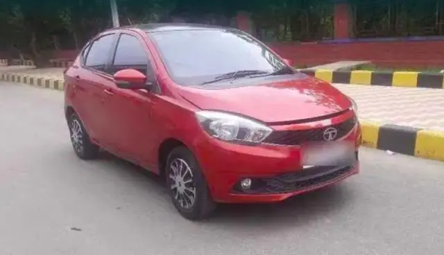 Tata Tigor Revotron XT 2017