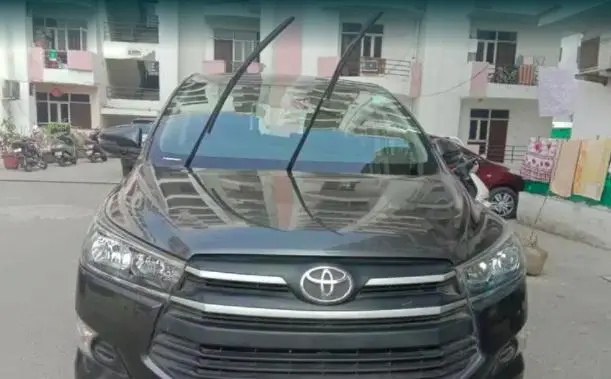 Toyota Innova Crysta 2.4 GX 8 STR 2019