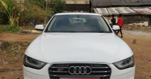 Audi A4 2.0 TDI 177 Bhp Premium Plus 2013