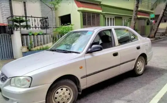 Hyundai Accent GVS 2002