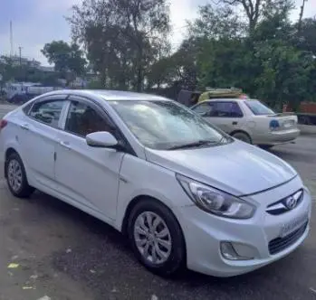 Hyundai Verna 1.6 SX 2012