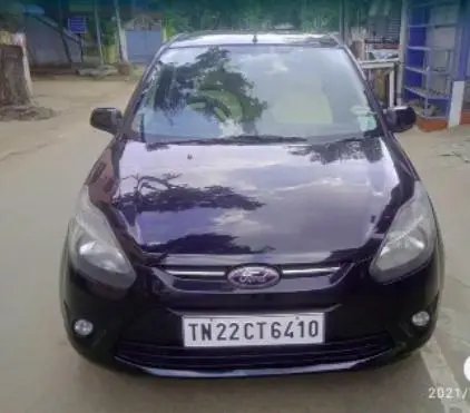 Ford Figo 1.2P TITANIUM MT 2012