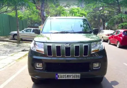 Mahindra TUV300 T8 2017