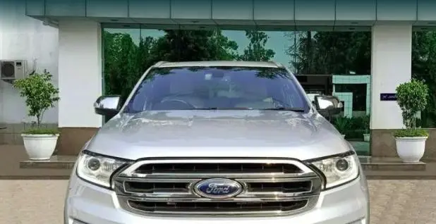 Ford Endeavour Titanium 3.2 4x4 AT 2018