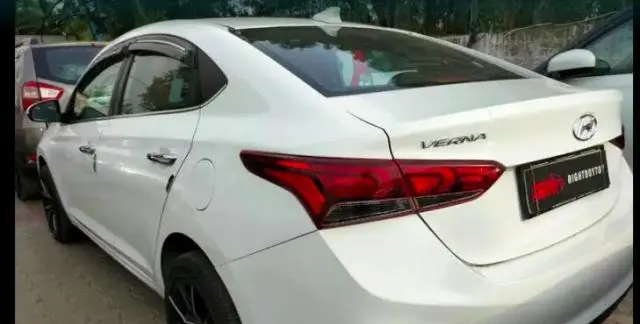 Hyundai Verna 1.6 CRDI EX 2018