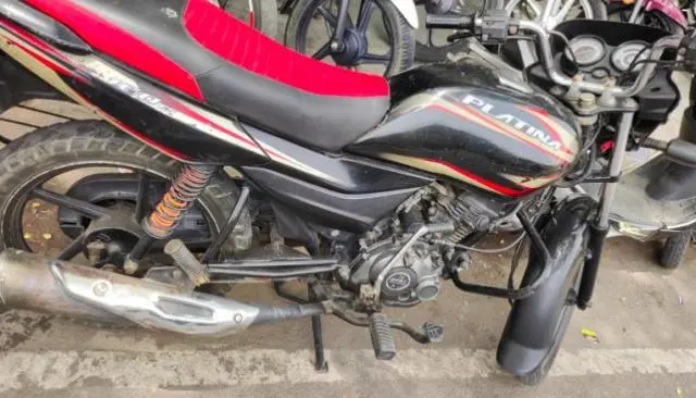 Bajaj Platina 100cc 2015