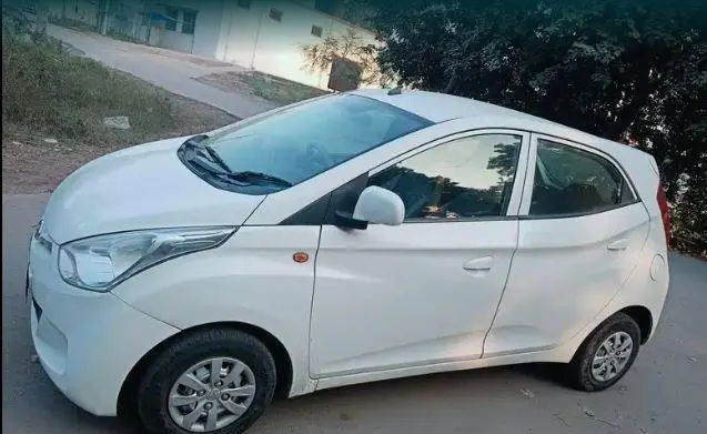 Hyundai Eon Magna + 2013