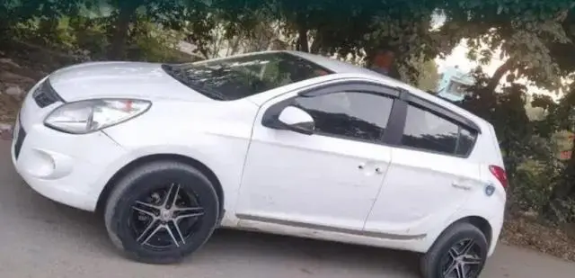 Hyundai i20 Sportz 1.2 2011