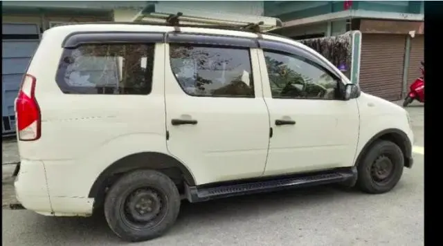 Mahindra Xylo D4 BS III 2016