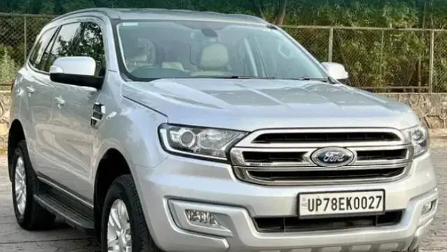 Ford Endeavour Trend 2.2 4x4 MT 2016