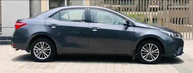 Toyota Corolla Altis 1.8 VL AT 2017