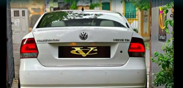 Volkswagen Vento Highline Diesel 2013