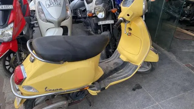 Piaggio Vespa 125cc 2013