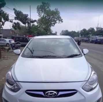 Hyundai Verna 1.6 SX 2012