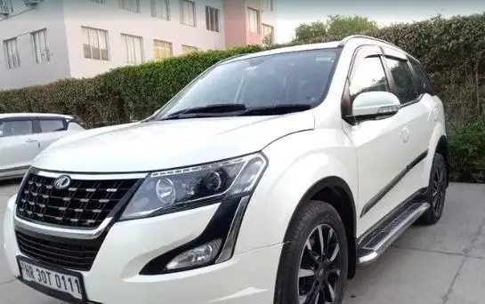 Mahindra XUV500 W11 (O) BS6 2021