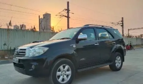 Toyota Fortuner 3.0 4X4 MT 2009