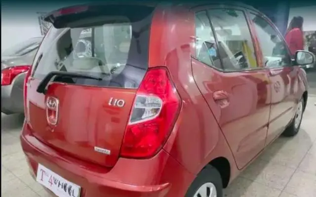 Hyundai i10 Sportz 1.2 2012