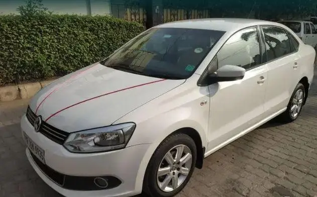 Volkswagen Vento 1.6L Highline 2011