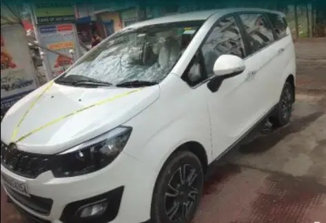 Mahindra Marazzo M8 7 STR 2018
