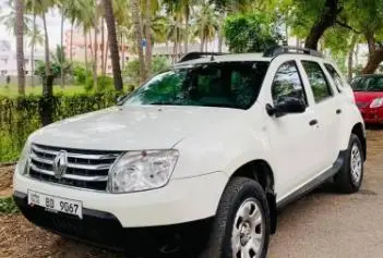 Renault Duster RxE 2013