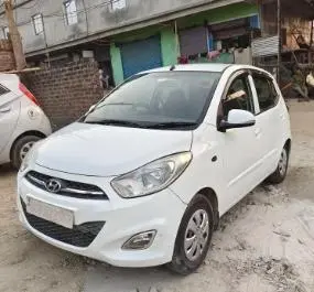 Hyundai i10 Sportz 1.2 2012