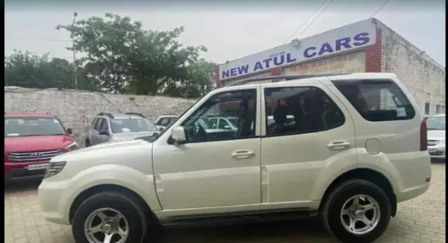 Tata Safari Storme 2.2 LX 4x2 2014