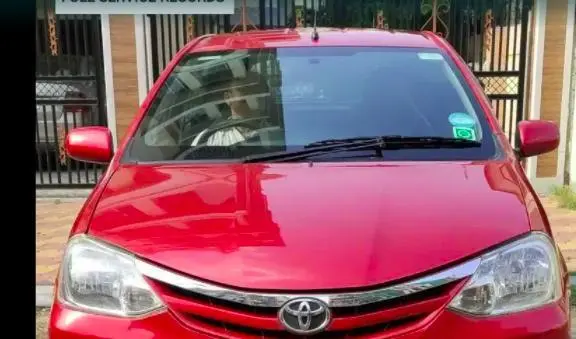Toyota Etios Liva V 2012