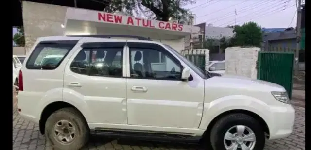 Tata Safari Storme 2.2 LX 4x2 2014