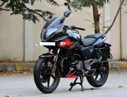Bajaj Pulsar 220F ABS FI BS6 2021
