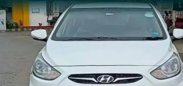 Hyundai Verna Fluidic 1.6 CRDI 2012