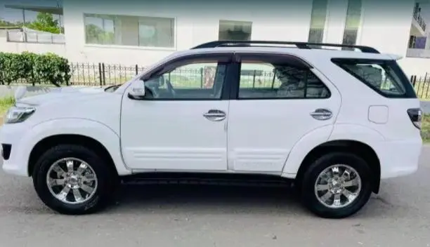 Toyota Fortuner 3.0 4X2 AT 2015