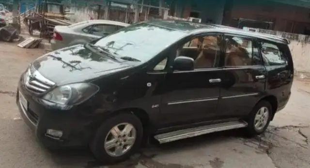 Toyota Innova 2.5 GX 8 STR BS IV 2007