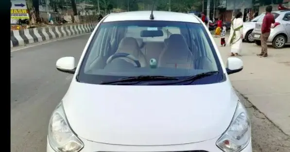 Hyundai i10 Sportz 1.2 AT Kappa2 2013