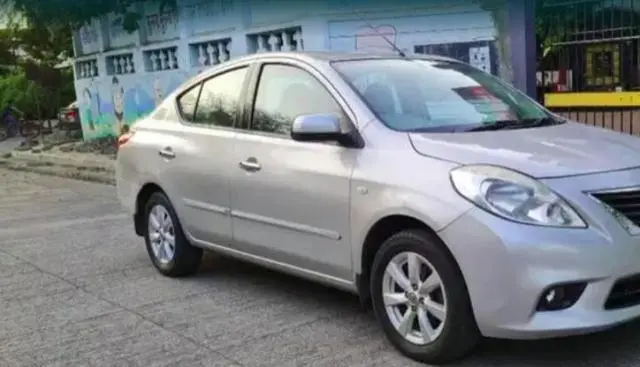 Nissan Sunny XV PETROL 2013