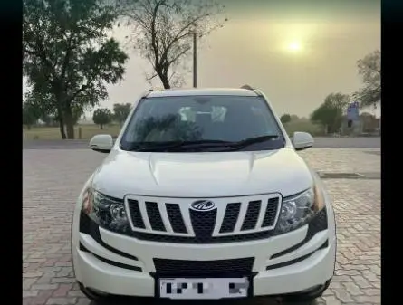 Mahindra XUV500 W8 2012