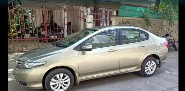 Honda City 1.5 V MT 2013