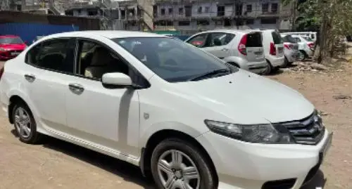 Honda City S i-VTEC 2012