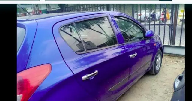 Hyundai i20 Asta 1.4 (O) With Sunroof 2009