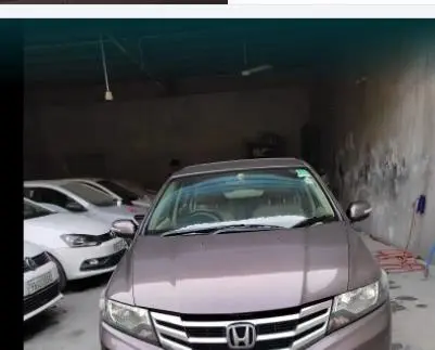 Honda City S i-VTEC 2012