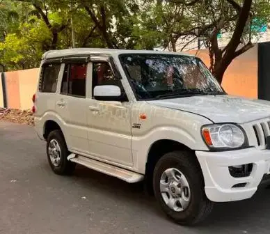 Mahindra Scorpio M2DI 2013