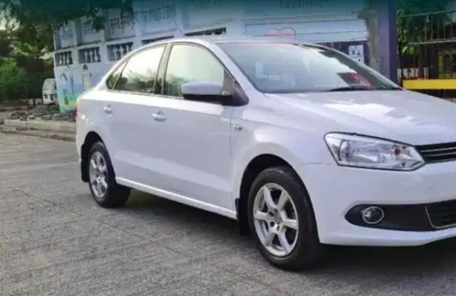 Volkswagen Vento 1.6L Highline 2014