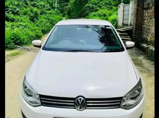 Volkswagen Polo Comfortline 1.2L (P) 2012