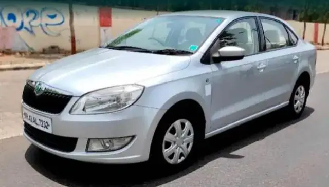 Skoda Rapid AMBITION PLUS 1.6 MPI MT 2012